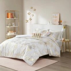 Flash Sale 🛒 Intelligent Design Liliana Tropical Metallic Printed Duvet Set Gold 🤩