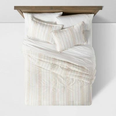 Buy 💯 Warm Stripe Reversible Family-Friendly Comforter & Sham Set - Threshold™ 🎁 2 Buy 💯 Warm Stripe Reversible Family-Friendly Comforter & Sham Set - Threshold™ 🎁 - Image 2