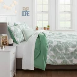 New 👏 Geo Printed Microfiber Comforter Set with White Sheets - Room Essentials™ Light Green 🧨