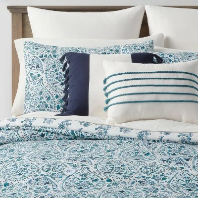 Brand new ⭐ Bancroft Reversible Paisley Print Comforter & Sheet Bedding Set Blue - Threshold™ 🎁 11 Brand new ⭐ Bancroft Reversible Paisley Print Comforter & Sheet Bedding Set Blue - Threshold™ 🎁 - Image 11