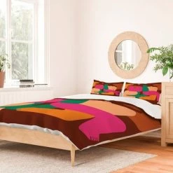 Brand new ✔️ Enrique Larios Under the Sun Duvet Set - Deny Designs Brown ⌛