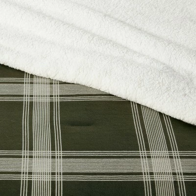 Best deal 💯 Sherpa & Plush Reversible Plaid Comforter & Sham Set - Threshold™ Gray/cream ❤️ 4 Best deal 💯 Sherpa & Plush Reversible Plaid Comforter & Sham Set - Threshold™ Gray/cream ❤️ - Image 4