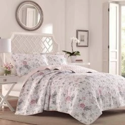 Coupon 🤩 Pink Breezy Floral Quilt Set - Laura Ashley ❤️