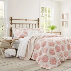 Best deal ✨ Coral Quilt Set Laura Ashley 🤩