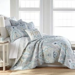 Budget 👏 Olyria Medallion Quilt and Pillow Sham Set - Levtex Home 🎁 -Bedding Sets & Collections Sales Shop unnamed file 15988