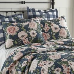 Discount 💯 Fiori Quilt and Pillow Sham Set - Levtex Home 🤩
