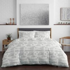 Best deal 🔥 Aria Reversible Comforter Set - City Scene 🛒