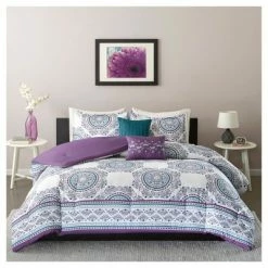 Brand new 🎁 Intelligent Design Camryn Medallion Printed Bedding Collection 👏