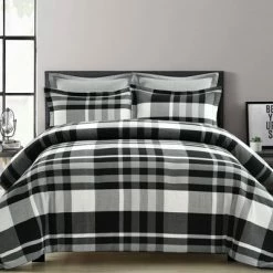 Brand new 🤩 Lush Decor Farmhouse Yarn Dyed Comforter Set - Lush Décor Black/white 😍