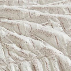 New ❤️ Madison Park Margot Print Long Faux Fur Comforter Mini Set 🛒 -Bedding Sets & Collections Sales Shop unnamed file 3860