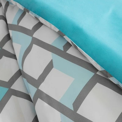 Budget β€οΈ Intelligent Design Teal/White Luna Comforter Set π 5 Budget β€οΈ Intelligent Design Teal/White Luna Comforter Set π - Image 5