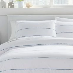 Brand new 🛒 Tideline Comforter Set - City Scene Blue 🌟