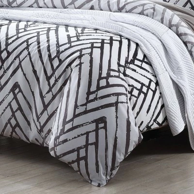 Hot Sale π Full/Queen Balta Comforter & Sham Set Brown - City Scene β 3 Hot Sale π Full/Queen Balta Comforter & Sham Set Brown - City Scene β - Image 3