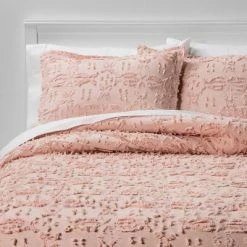 New 🛒 Clipped Chenille Bedding Collection - Threshold™ 😍