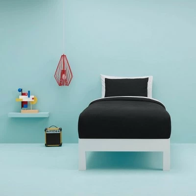 Best deal 💯 Easy-Care Duvet Cover & Sham Set - Room Essentials™ Black 🎉 6 Best deal 💯 Easy-Care Duvet Cover & Sham Set - Room Essentials™ Black 🎉 - Image 6